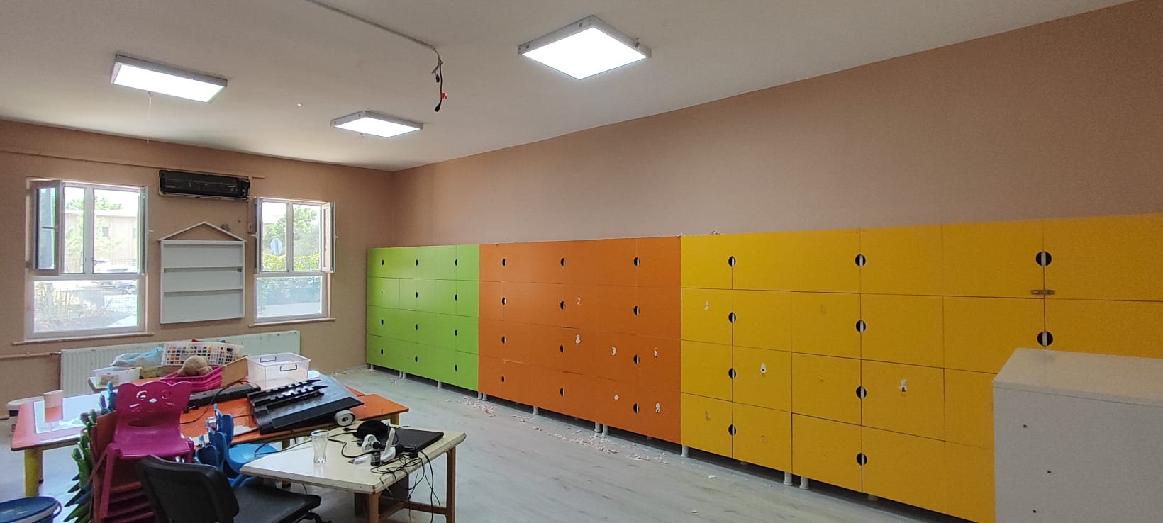 Sınıf boyası – renkli uygulama – Diyarbakır